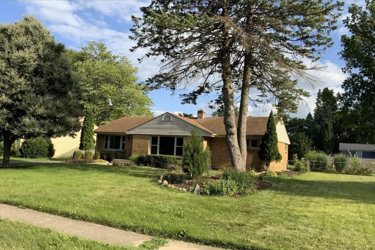 3929 Pinecrest Rd - Photo 2 of 33