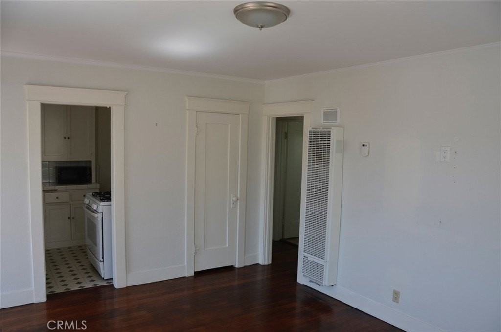 830 Monterey Blvd - Photo 7 of 16