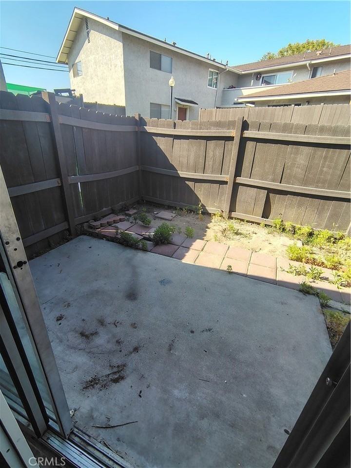 3065 Shasta St - Photo 7 of 15