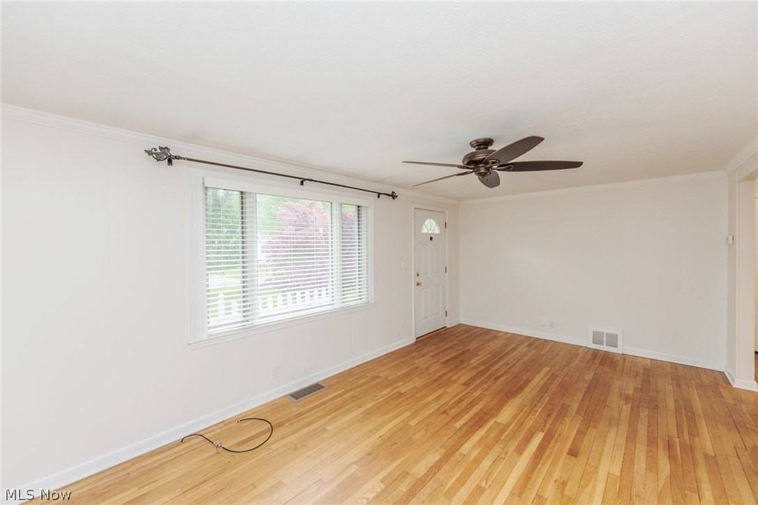 7381 Portage St - Photo 3 of 50