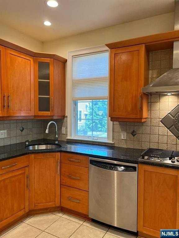218 County Rd - Photo 6 of 19