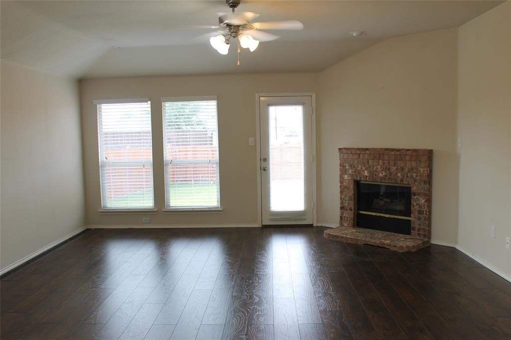 4188 Cherry Ridge Dr - Photo 7 of 21