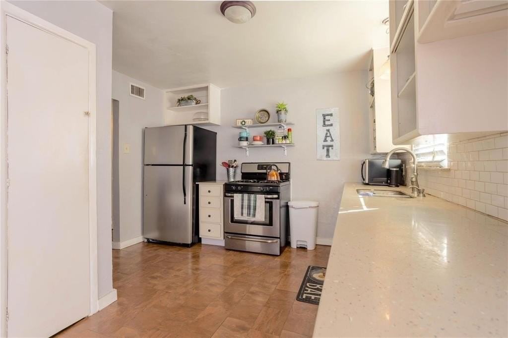 1903 Dale Pl - Photo 2 of 4
