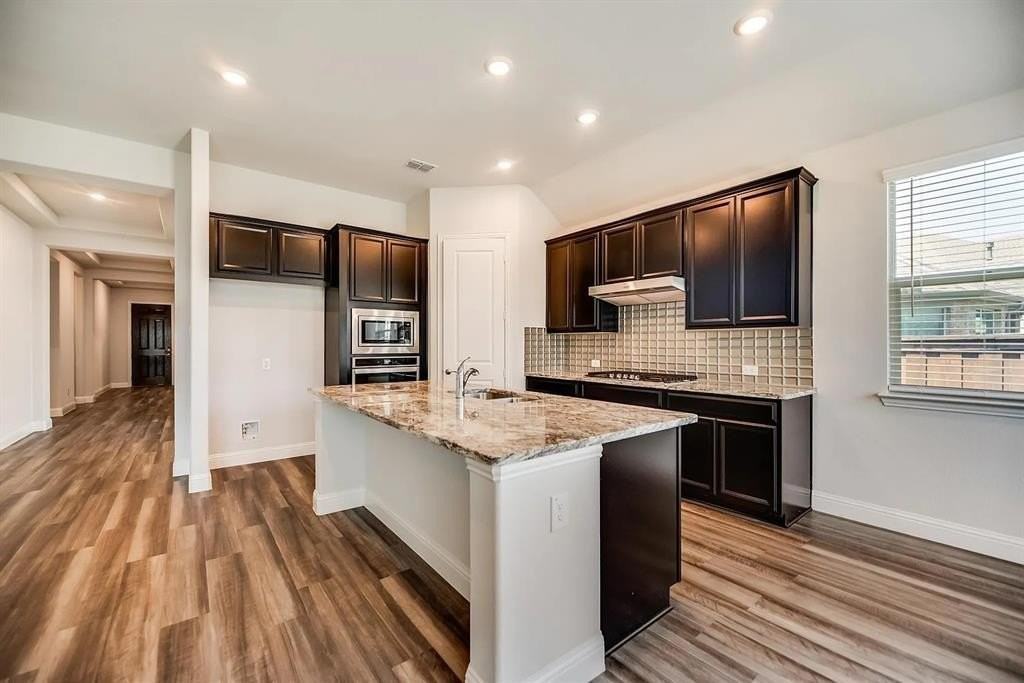 2470 Canary Grass Ln - Photo 5 of 17