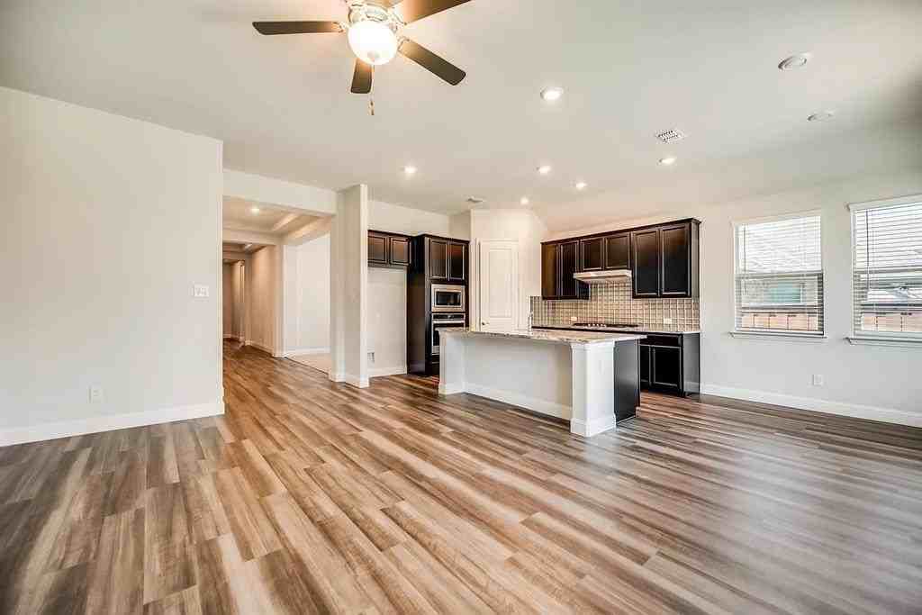 2470 Canary Grass Ln - Photo 7 of 17
