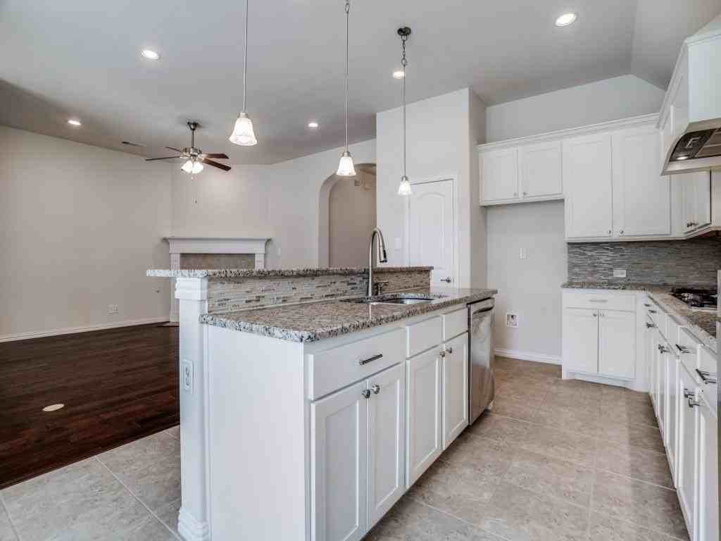 6813 Grand Mesa Pkwy - Photo 6 of 25