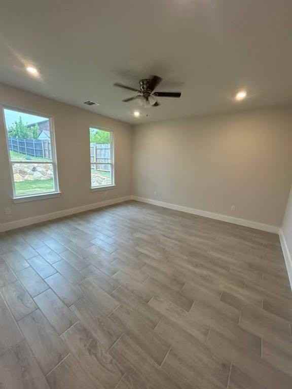 2215 Beverly Dr - Photo 5 of 34