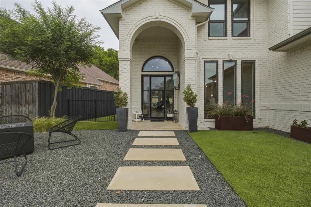 208 Harbor Landing Dr - Photo 6 of 30