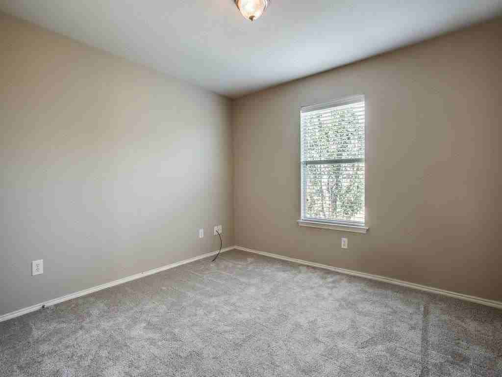 4531 Woodsboro Ln - Photo 6 of 17