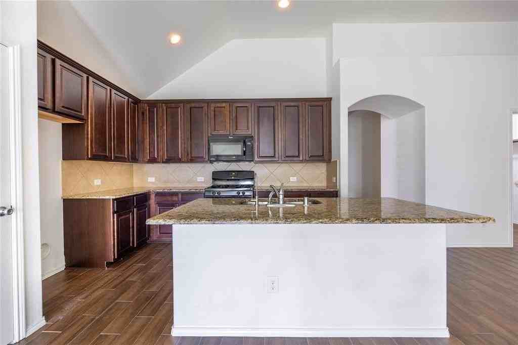 1912 Christopher Creek Dr - Photo 3 of 25