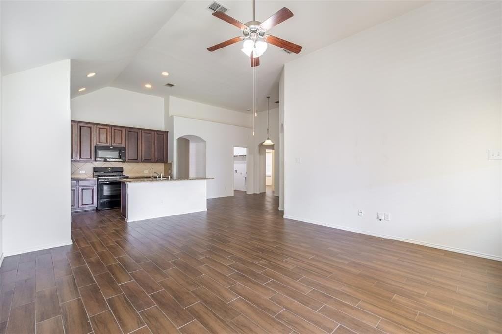 1912 Christopher Creek Dr - Photo 4 of 25