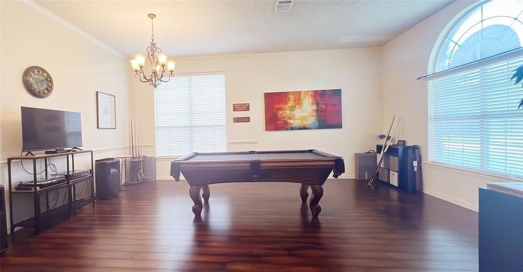 10361 Balsam Dr - Photo 2 of 16