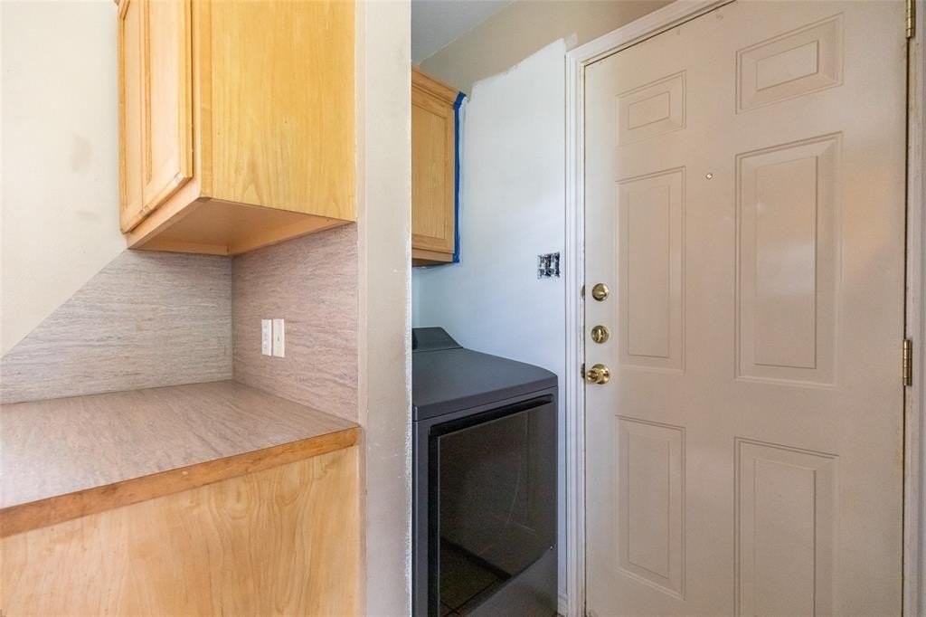 136 Nolan St #B - Photo 7 of 17