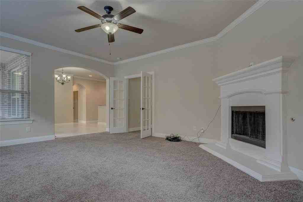 1504 Lauren Creek Ln - Photo 7 of 37