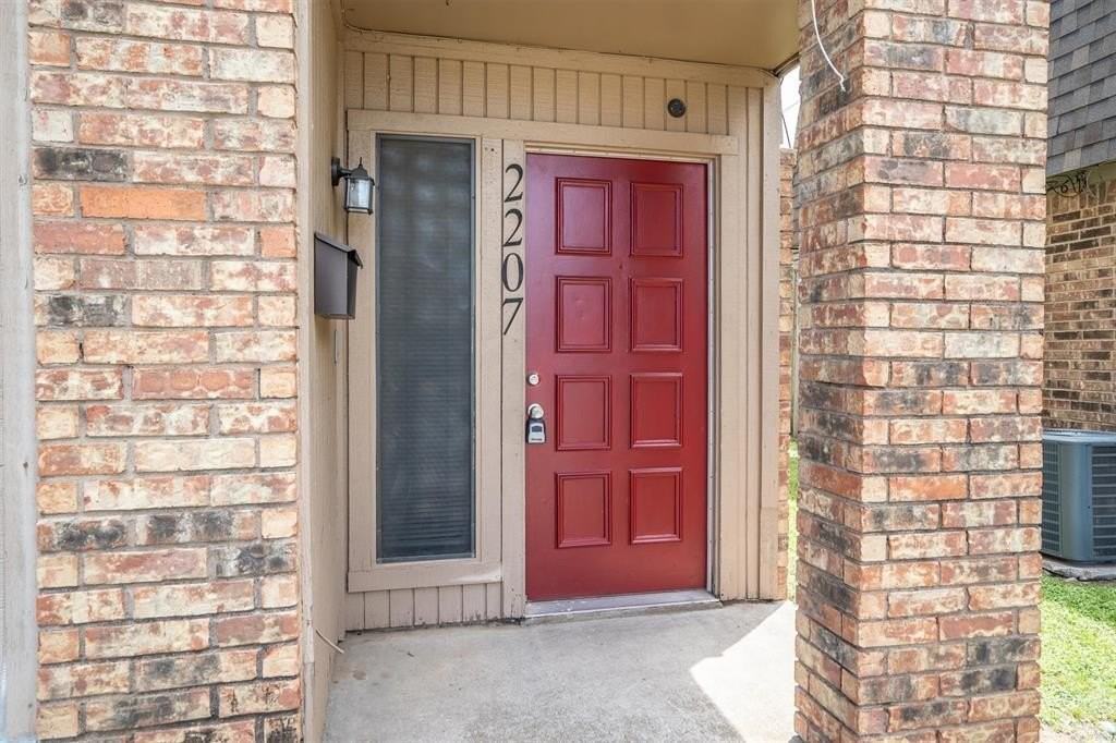 2205 Chase Ct #7 - Photo 5 of 37