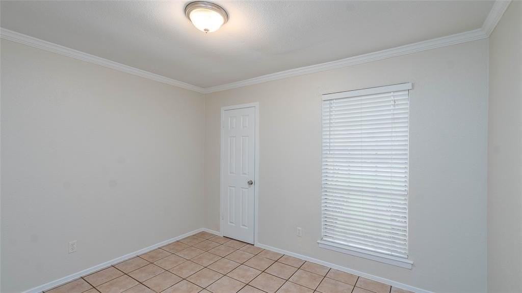 5621 Brent Dr - Photo 5 of 40