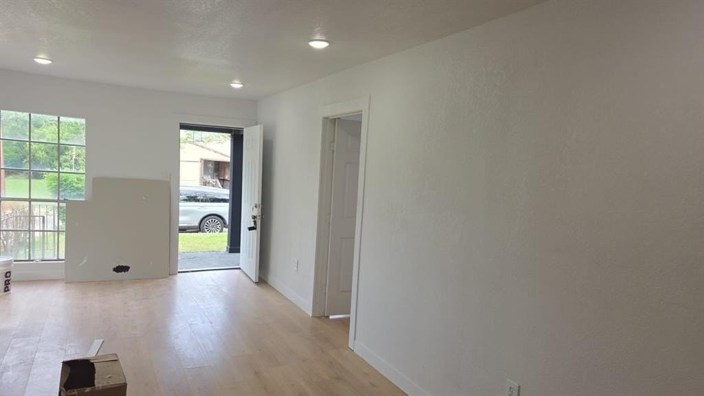 4014 Marshall Dr - Photo 4 of 7