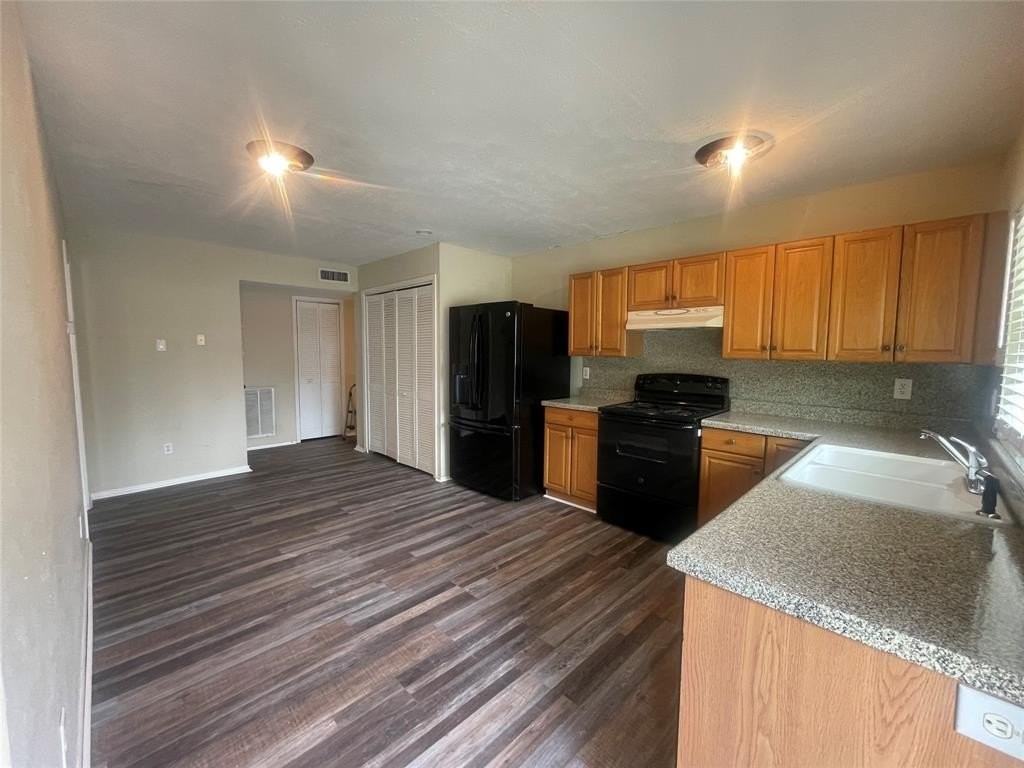 627 Mckown Dr - Photo 4 of 13