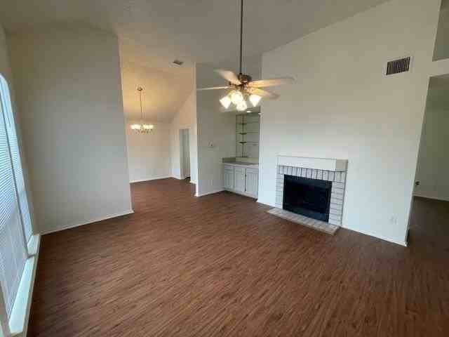 819 Over Ridge Dr - Photo 3 of 28