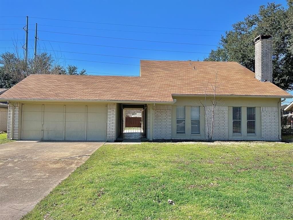 1301 Grant Dr - Photo 2 of 22
