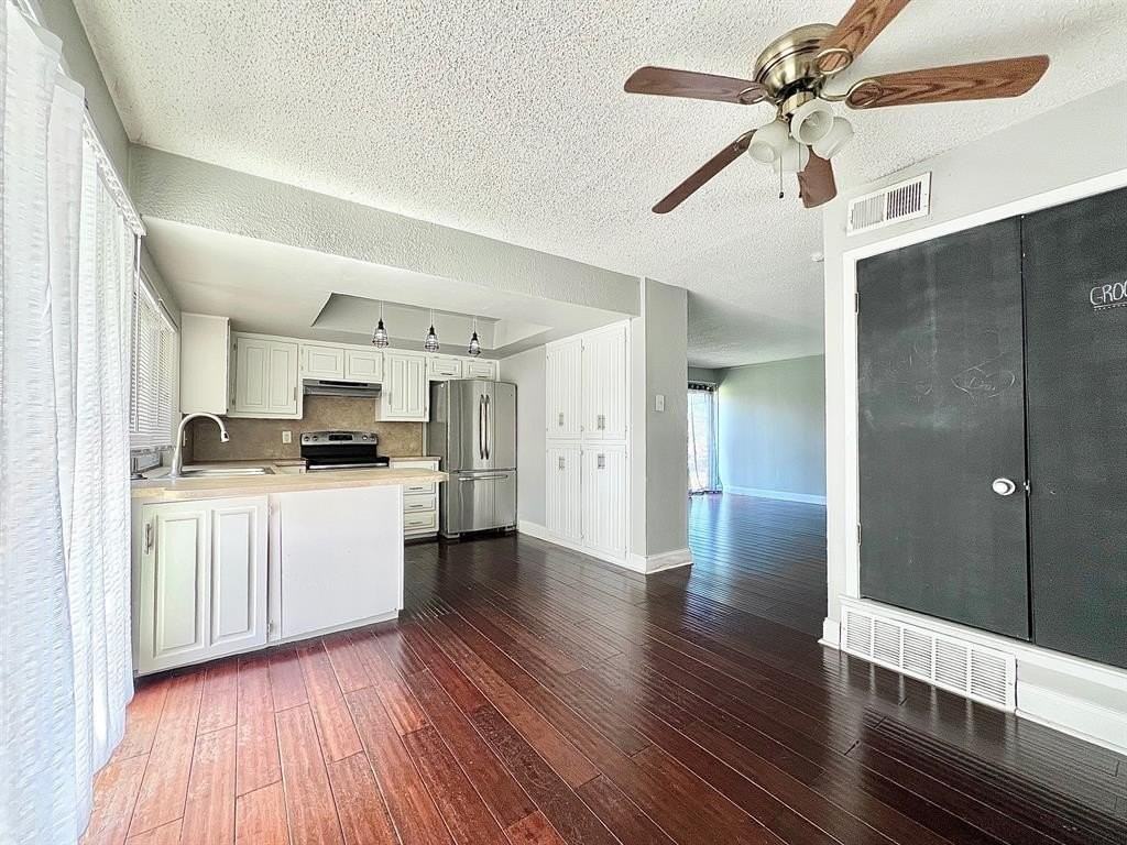 1301 Grant Dr - Photo 7 of 22