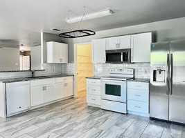 featured image of 2809 Briargrove Ln