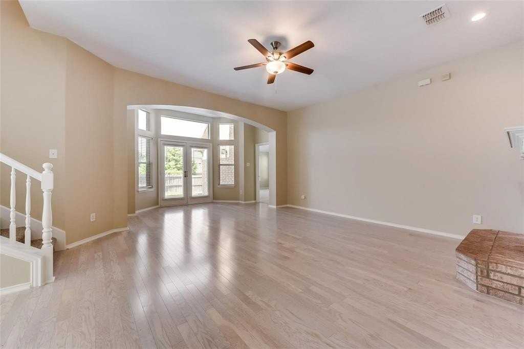 1182 Talley Ln - Photo 4 of 29