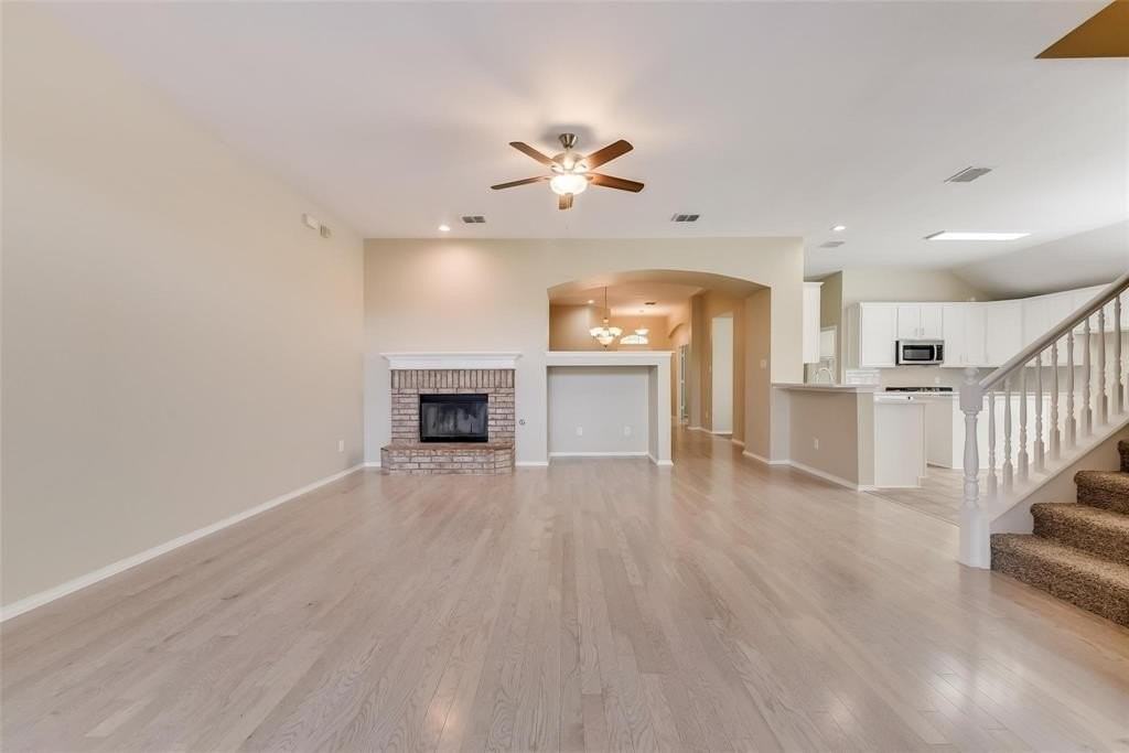 1182 Talley Ln - Photo 5 of 29