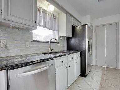 813 Leslie Ln - Photo 6 of 10