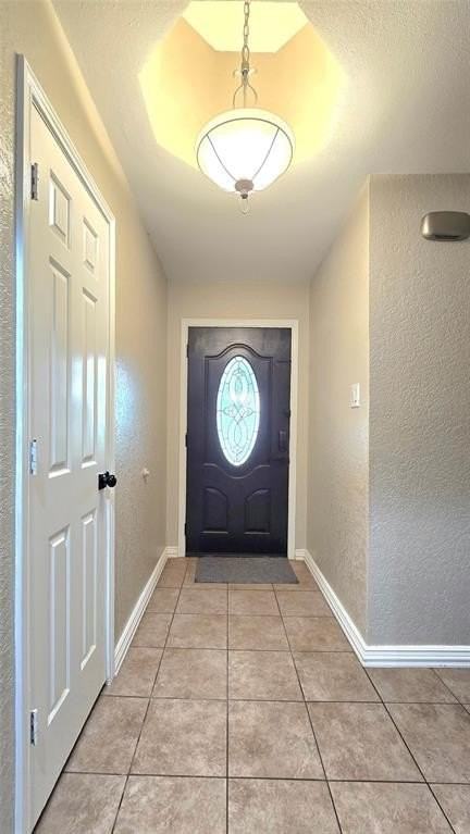 6301 Lotus Dr - Photo 3 of 33