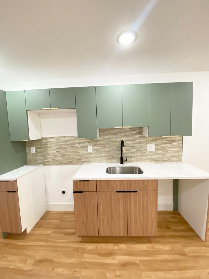 2533 N 7th St #C - Photo 4 of 11