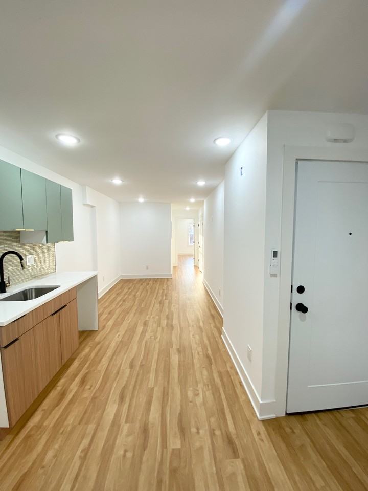 2533 N 7th St #C - Photo 5 of 11