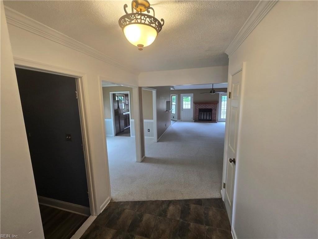 921 Martingale Ct - Photo 2 of 27