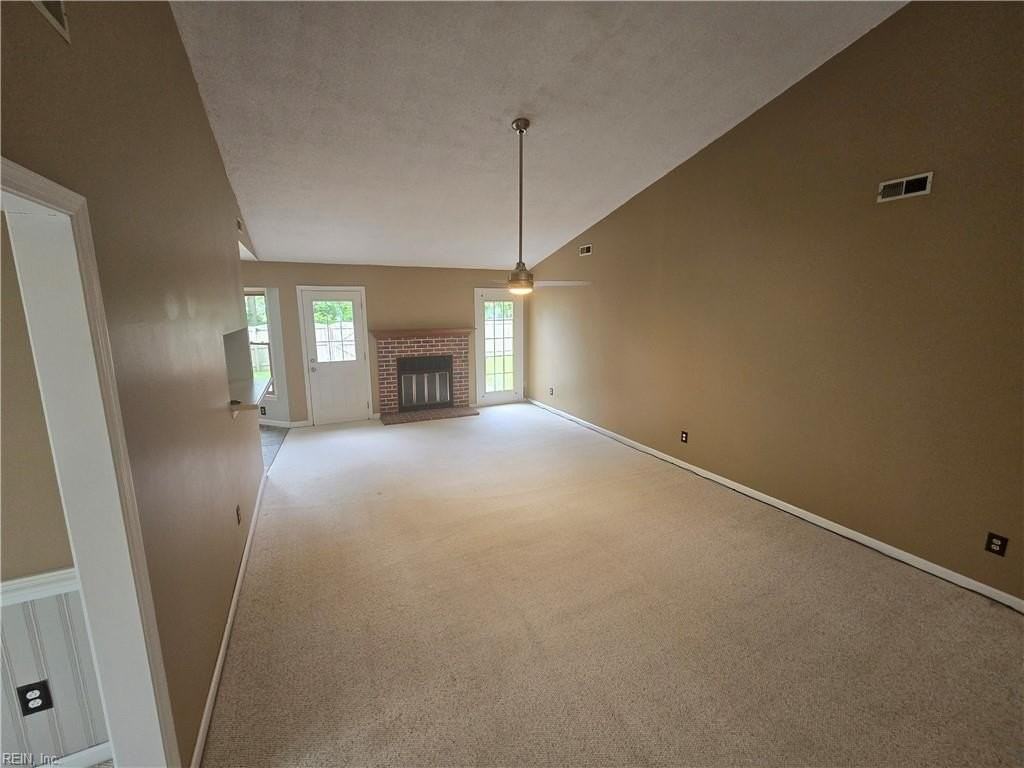 921 Martingale Ct - Photo 7 of 27