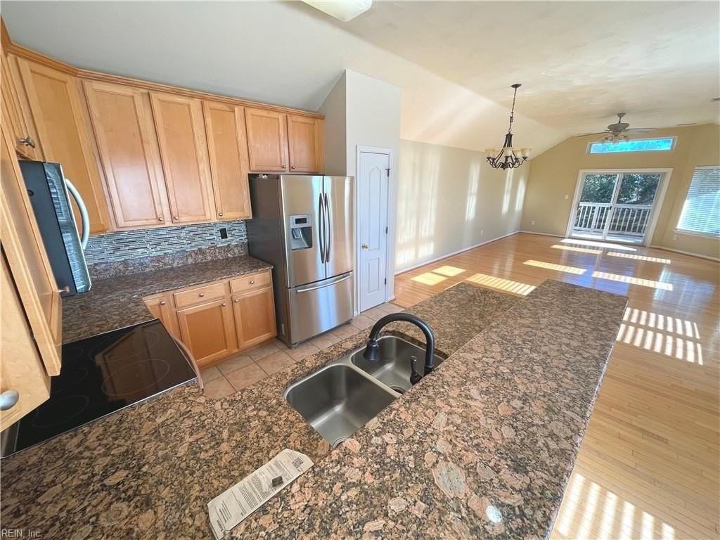 3984 W Stratford Rd - Photo 7 of 34