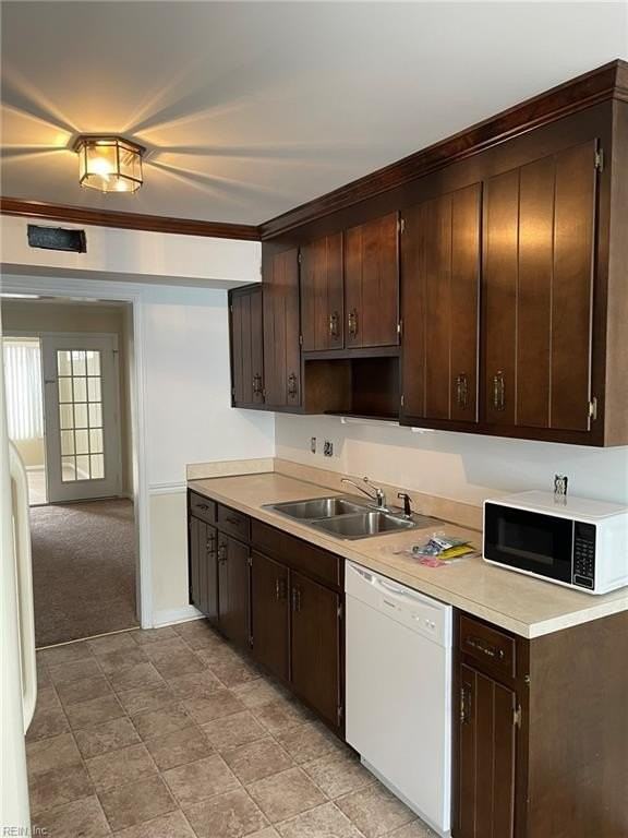 154 Kenilworth Dr - Photo 7 of 14