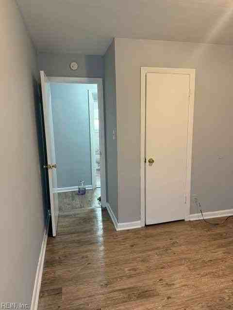 245 Edison Ave - Photo 5 of 21