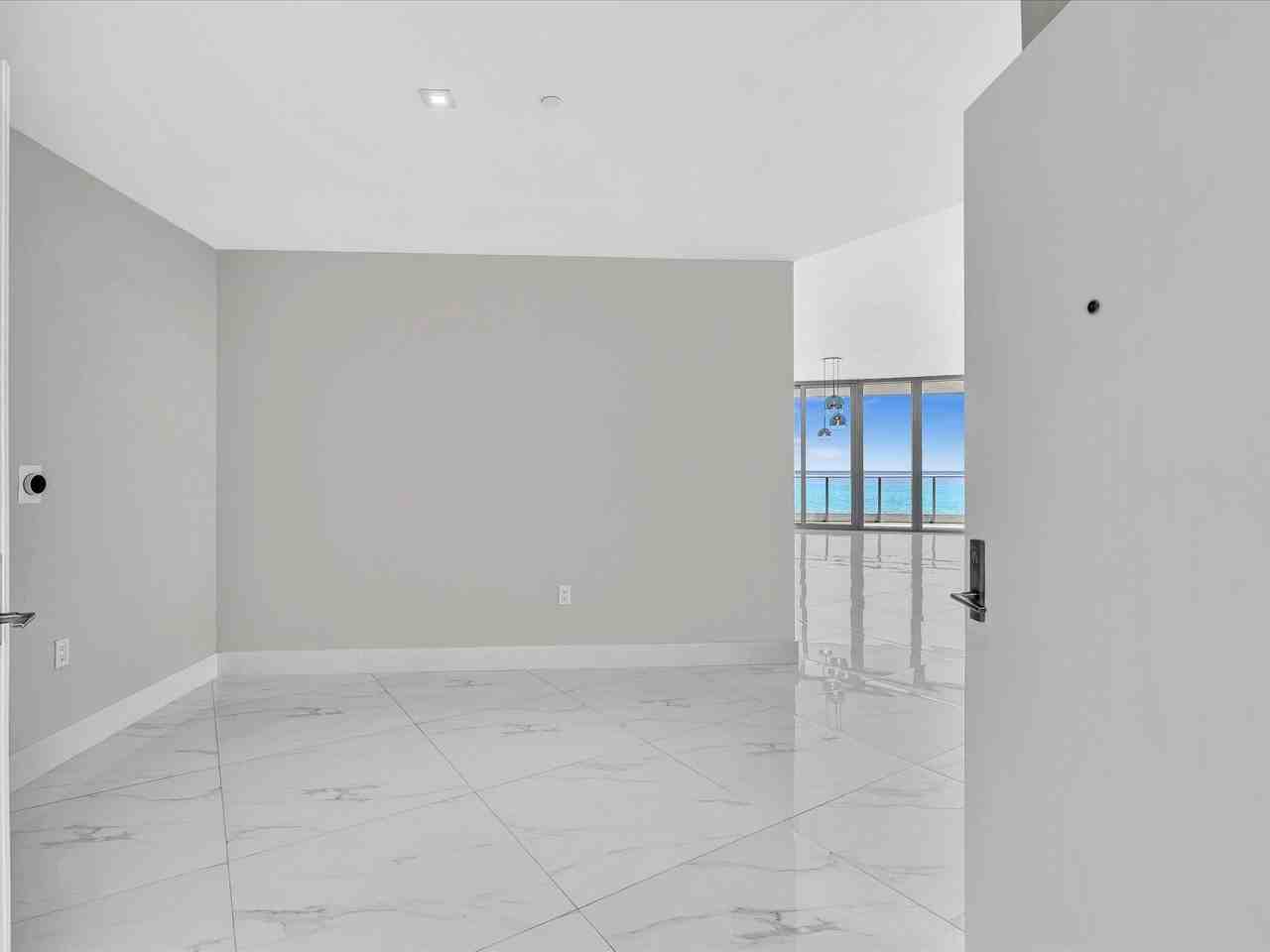 701 N Fort Lauderdale Beach Blvd #802 - Photo 4 of 50