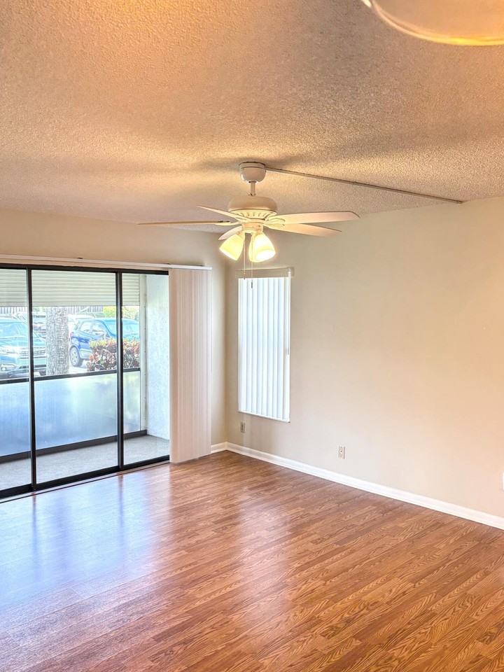822 Sky Pine Way #C1 - Photo 2 of 18