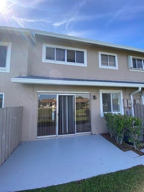 2217 Discovery Cir W - Photo 3 of 15