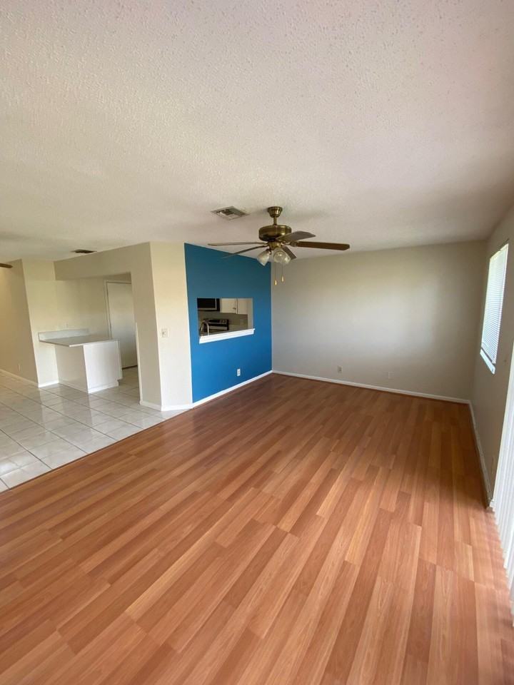 2217 Discovery Cir W - Photo 6 of 15