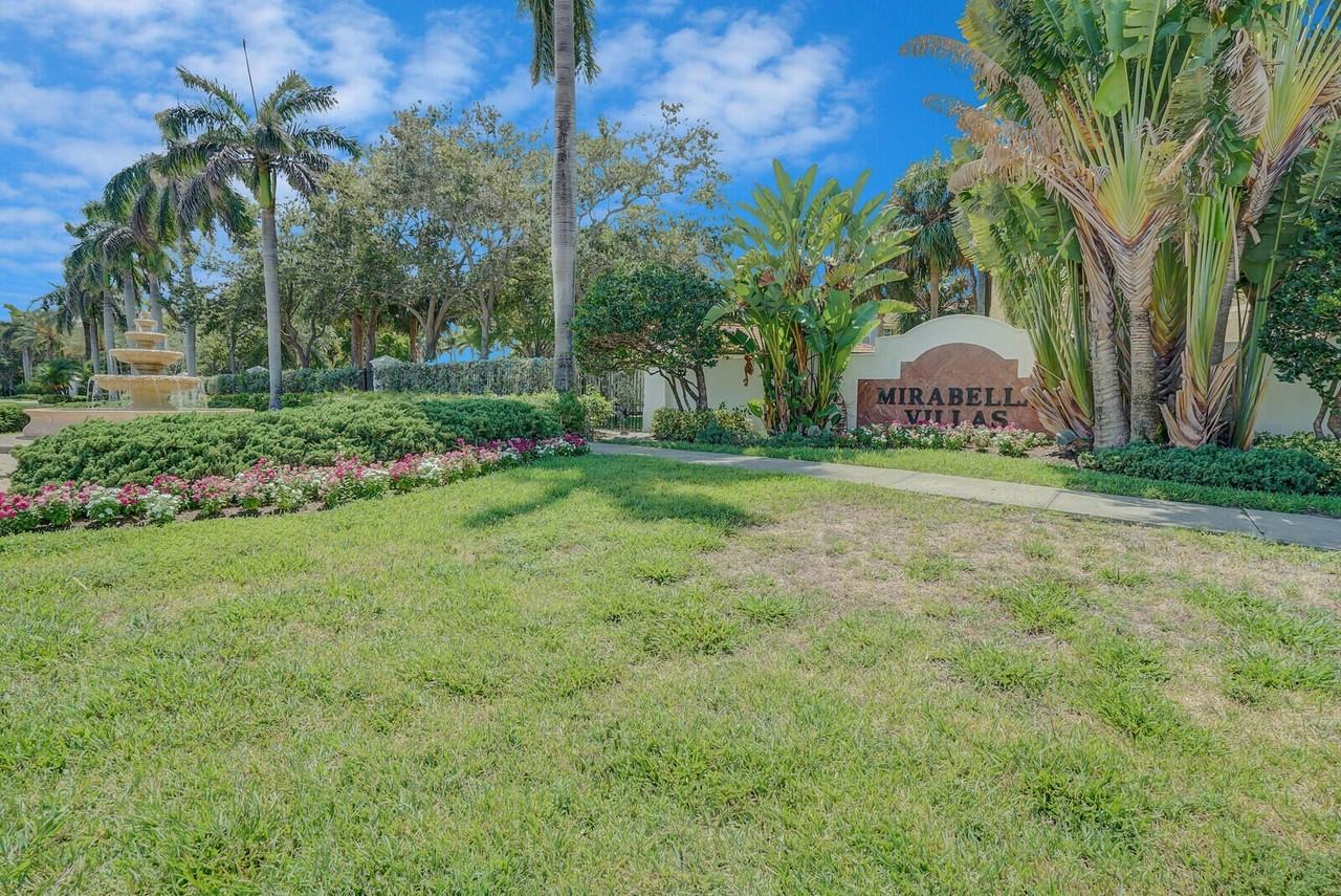 611 Villa Cir - Photo 2 of 24