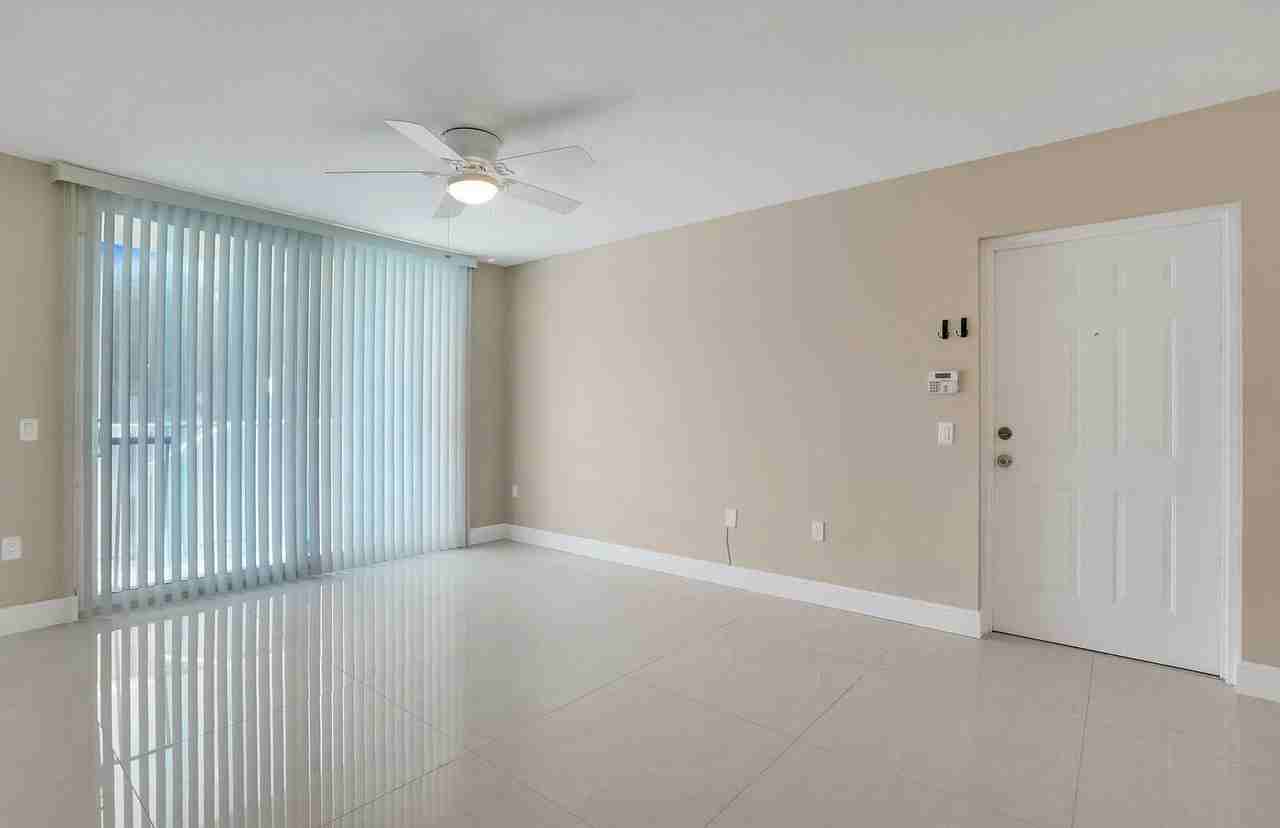 611 Villa Cir - Photo 6 of 24