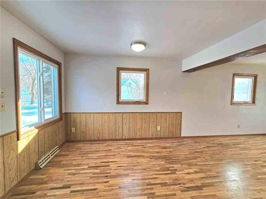 775 Broadway Ave S #1-5 - Photo 4 of 20