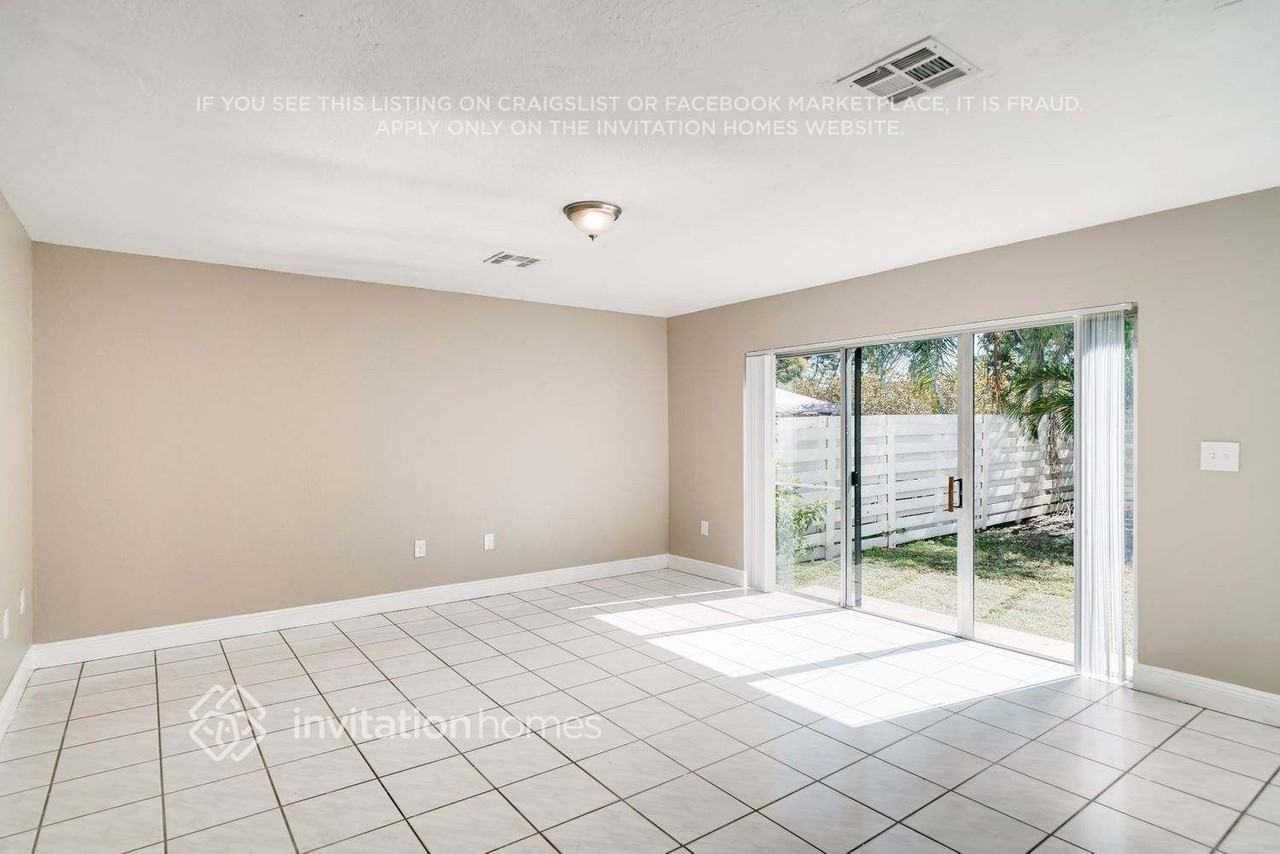 13776 Sw 145th Ter - Photo 6 of 12