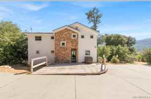 featured image of 34619 Yuma Rd
