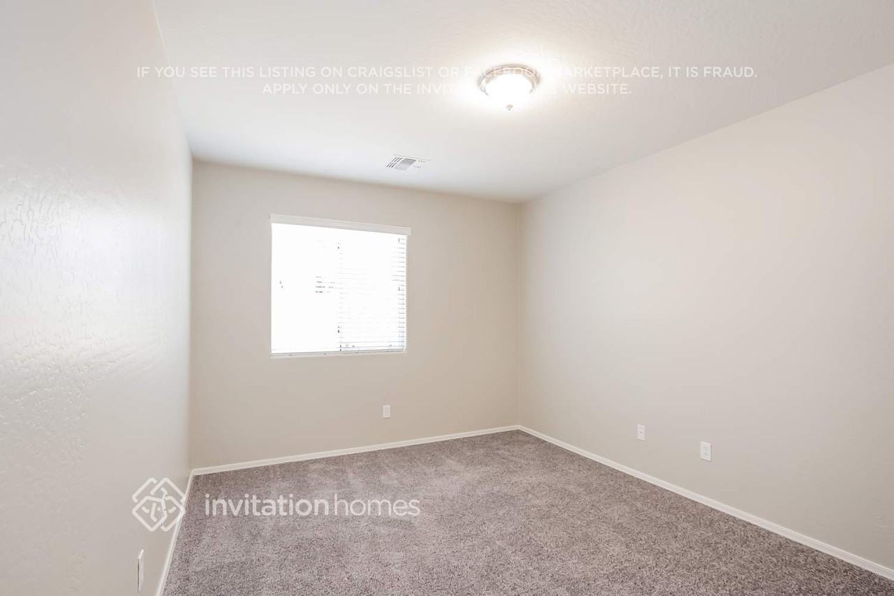 9140 W Williams St - Photo 7 of 12