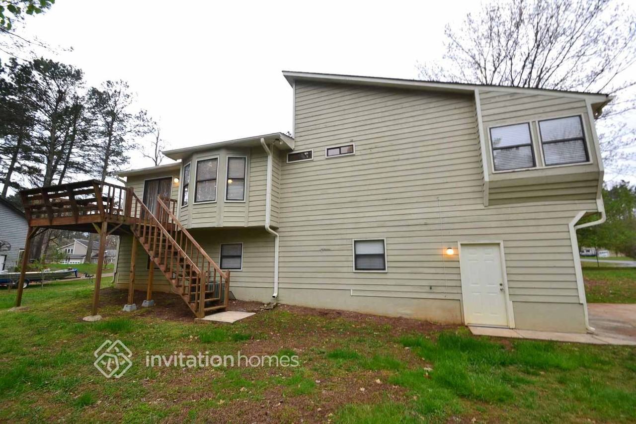 6198 Brookside Ln - Photo 6 of 7