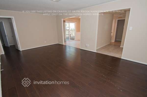 3426 Bristlecone Trl - Photo 4 of 32