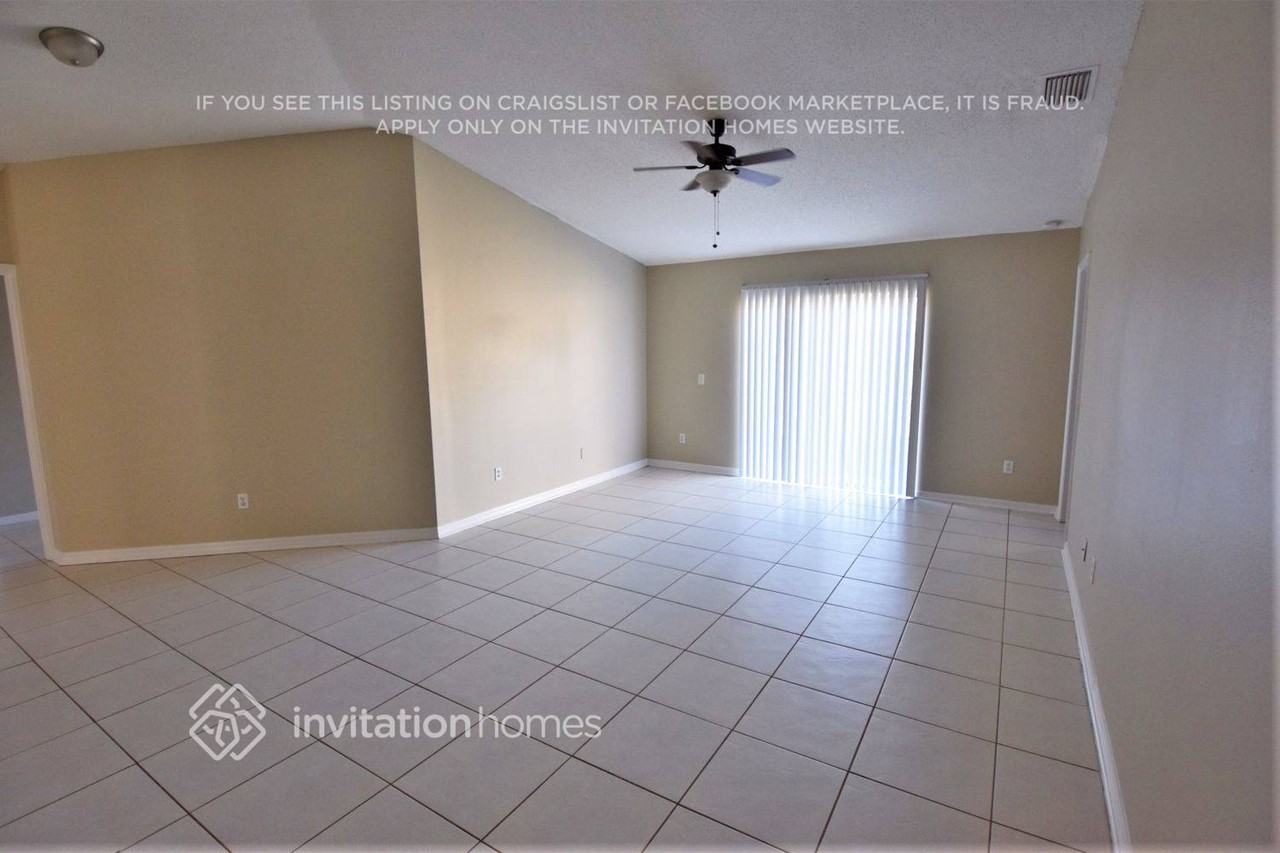 12210 Matchfield Way - Photo 3 of 13